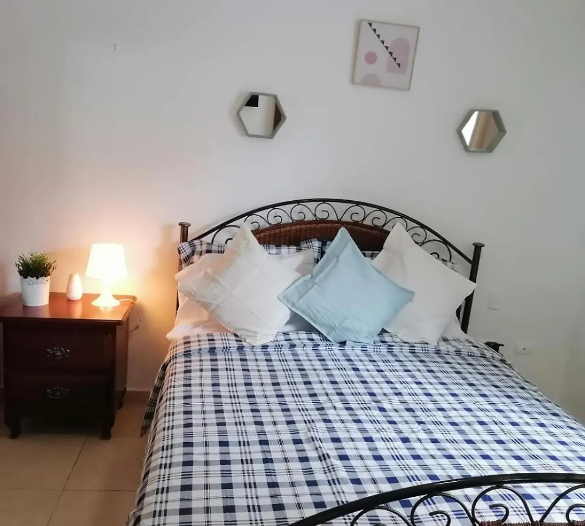 To Little Away From El Conde ,Museums, Parks In The Colonia Zone Apartment Santo Domingo 0*,